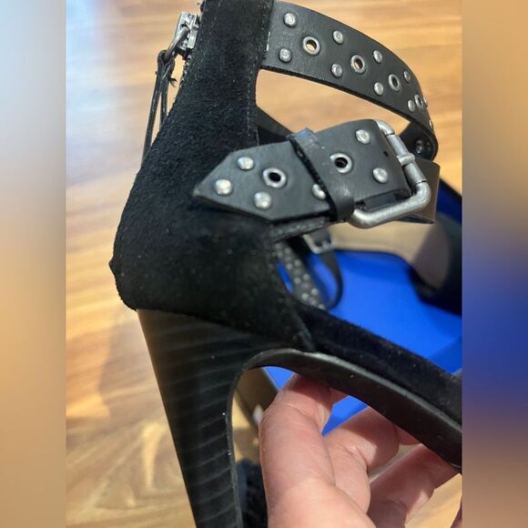 Joes Jeans Betty Ankle Strap Zip Back heels black suede studded leather size 7 - Picture 3 of 16